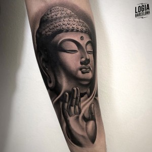tatuaje_brazo_buda_pablo_munilla_logiabarcelona 